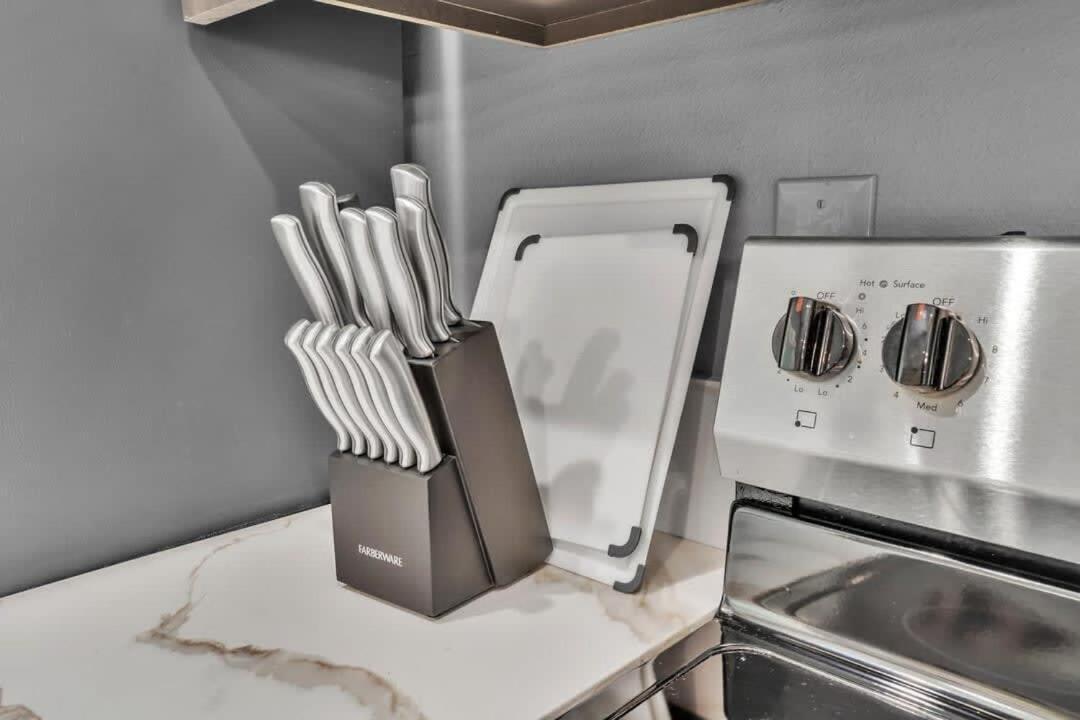 Professionals-Restaurants-Fastwifi-A C-Desk- Pets Apartment Сан Диего Екстериор снимка